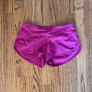 Lululemon Speed Up Low Rise Shorts 2.5" Magenta Purple Size 2